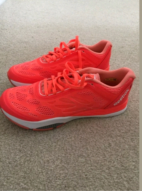 ladies red trainers size 6